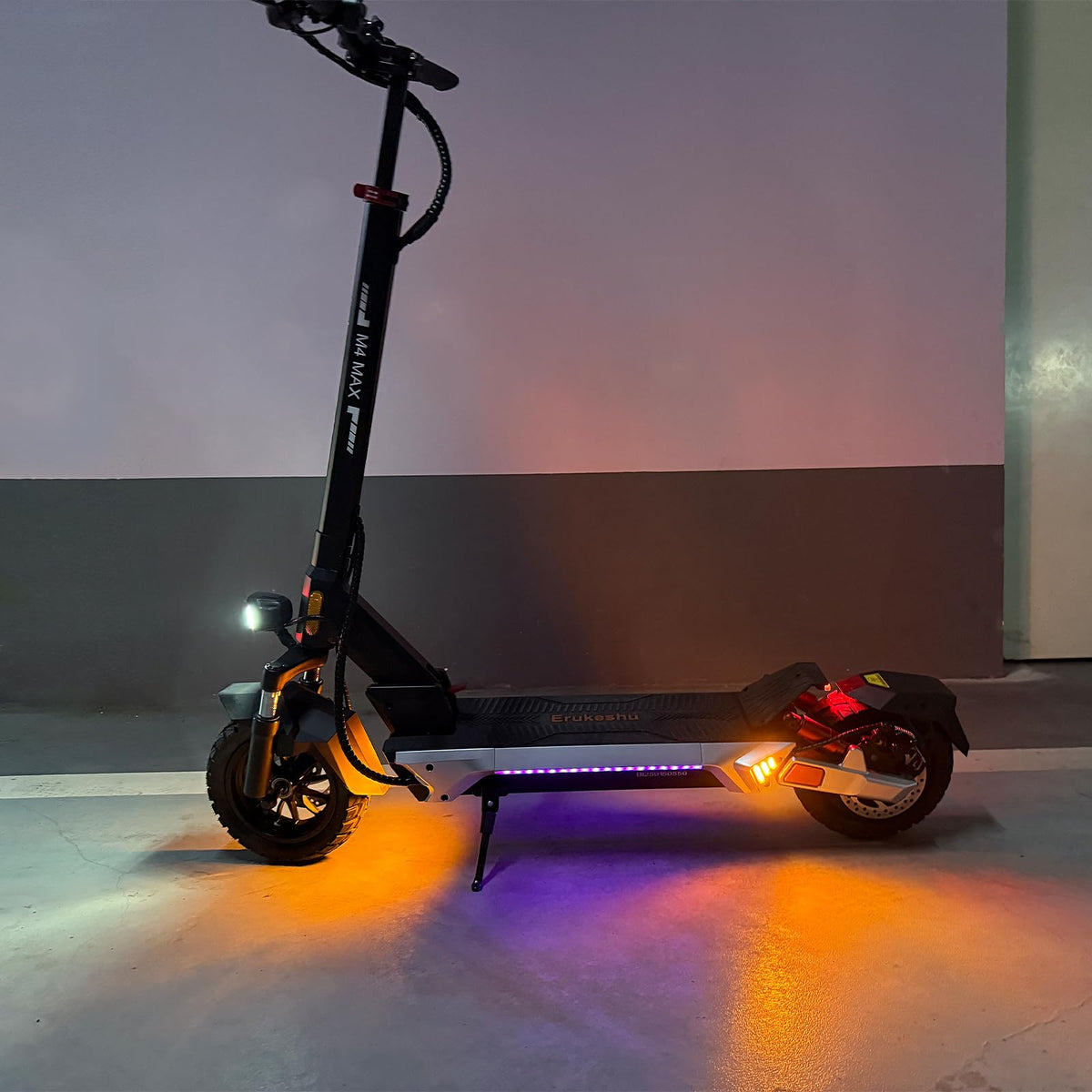 Electric Scooter 1600/4000/6000W Motor 50 Miles Range 10" Off Road Tire Folding E-Scooter with Detachable Seat J85925